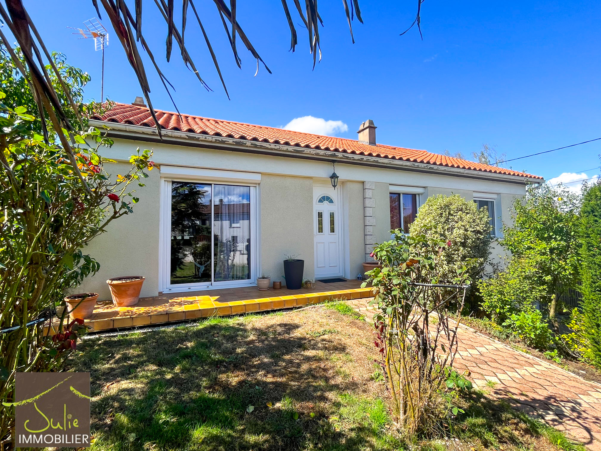 Vente BRESSUIRE - Pavillon accès plain-pied sur 660m², idéalement situé